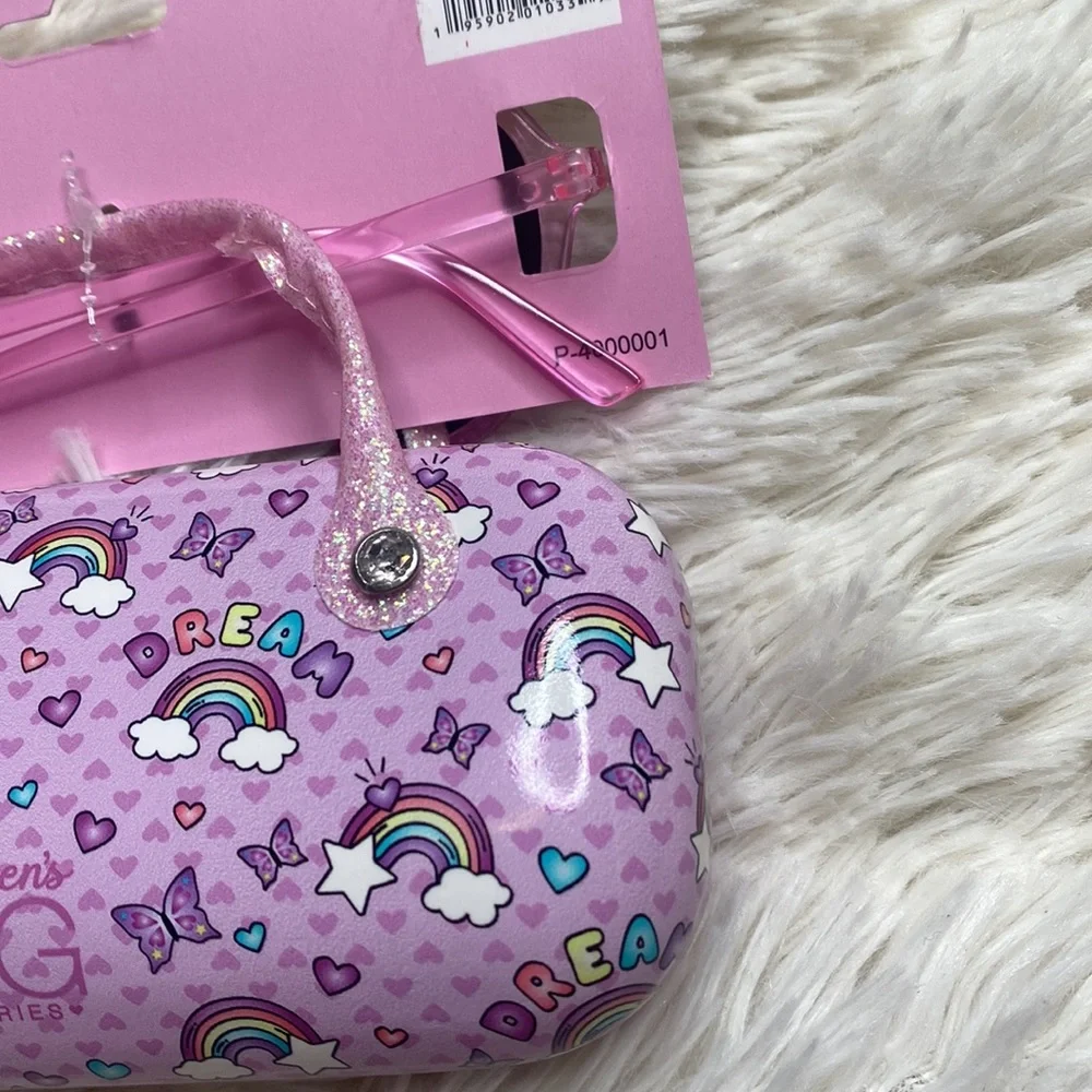 Miss Gwen’s OMG Accessories Pink Heart Sunglasses Hard Case Set
